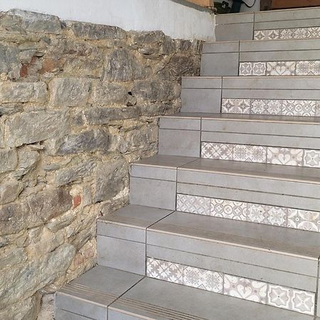 Wehrheim Freundliches Appartement - Bitte Angaben Zum Gastgeber Lesen מראה חיצוני תמונה